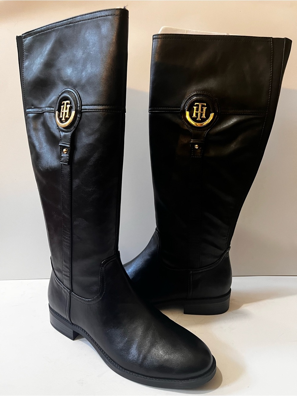 TOMMY HILFIGER TWIDINA2 Black Knee-High Riding Boots with Gold Logo 10M